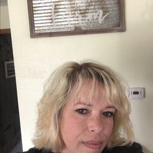 Meet your Posher, Kara